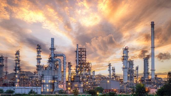 Refinery Sunset_Crop_550x310.jpg